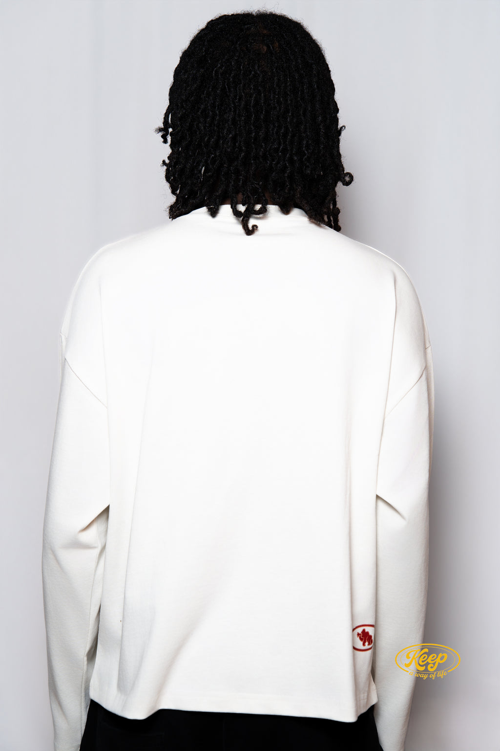 A.W.O.L. SLEEVE OFFWHITE
